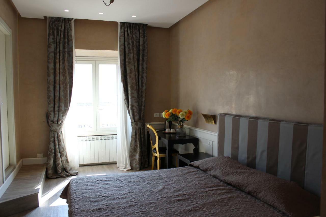 Double Room,893111902:JPEG